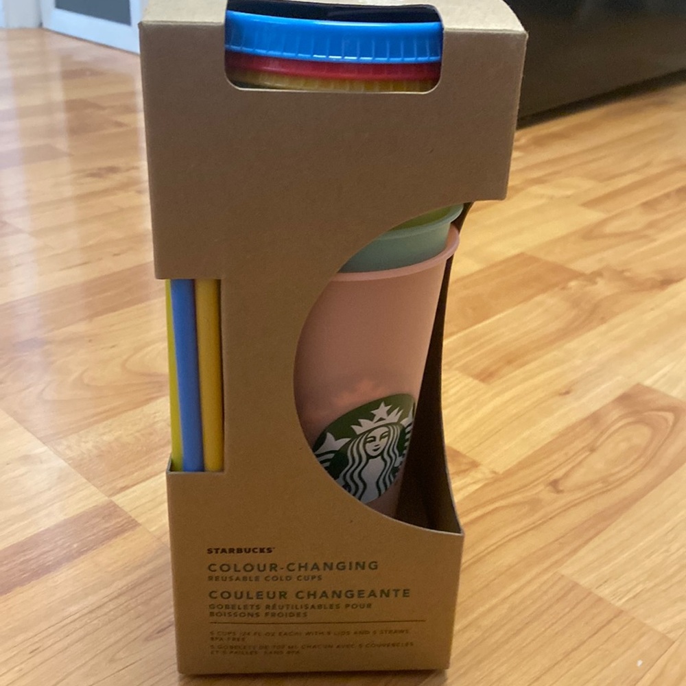 Starbucks color changing cups